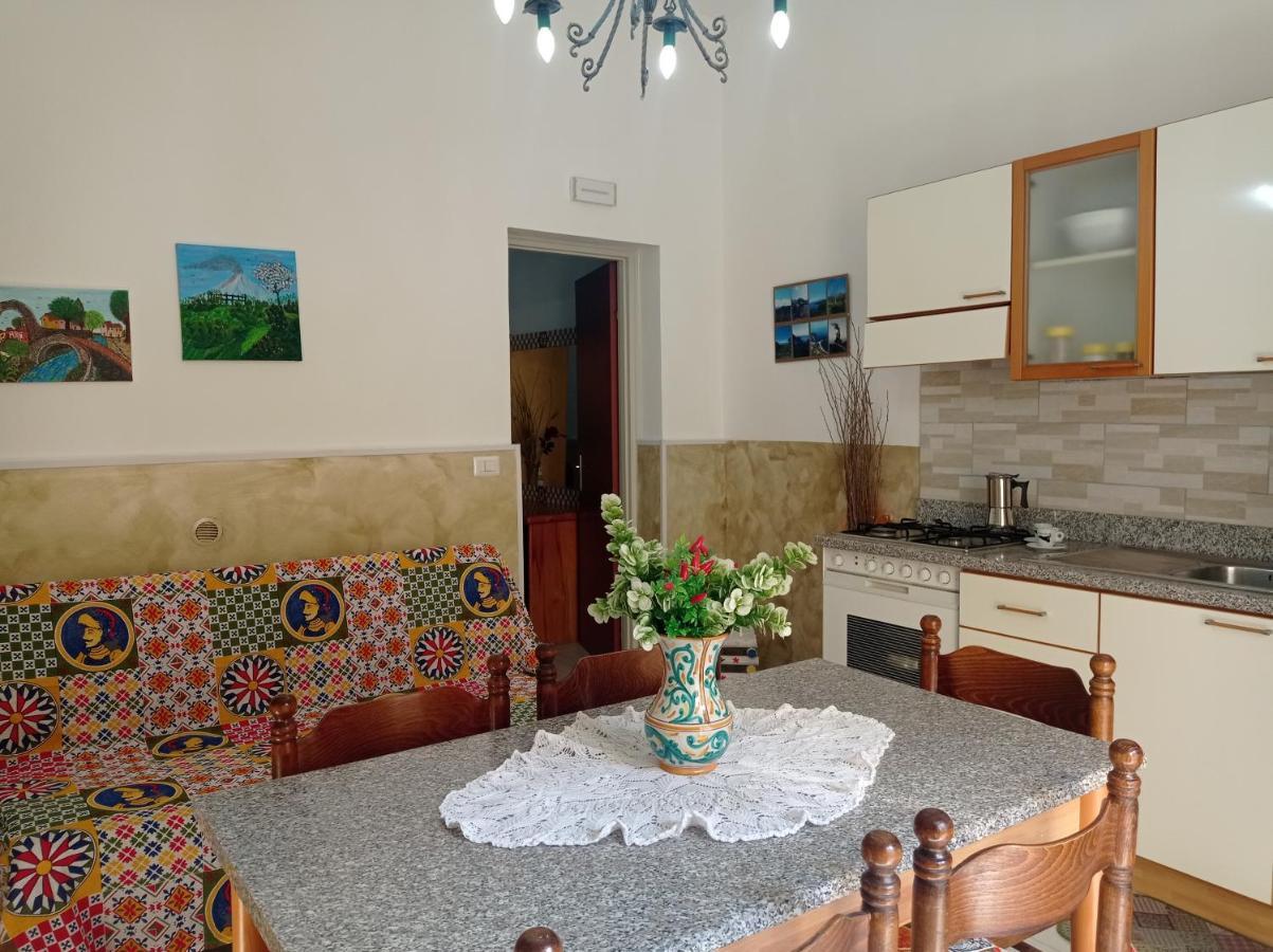 Mary Home - Casa Vacanza تاورمينا المظهر الخارجي الصورة